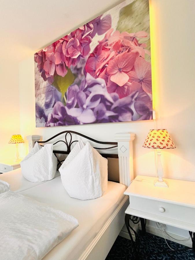 Pension Altstadt Moench In Top Lage Preis Inclusive 5 Prozent Bettensteuer Und Fruehstueck Stralsund Esterno foto